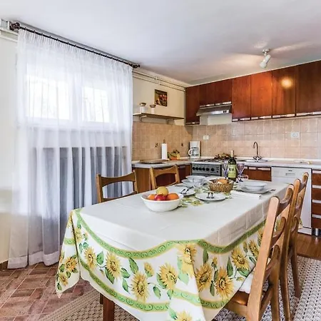 Bellavista Garden Apartment Pula