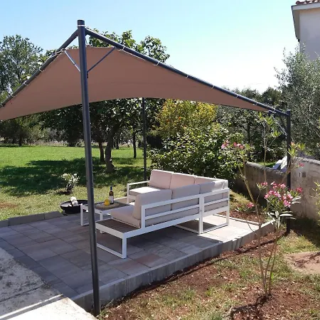 Apartment Bellavista Garden Pula